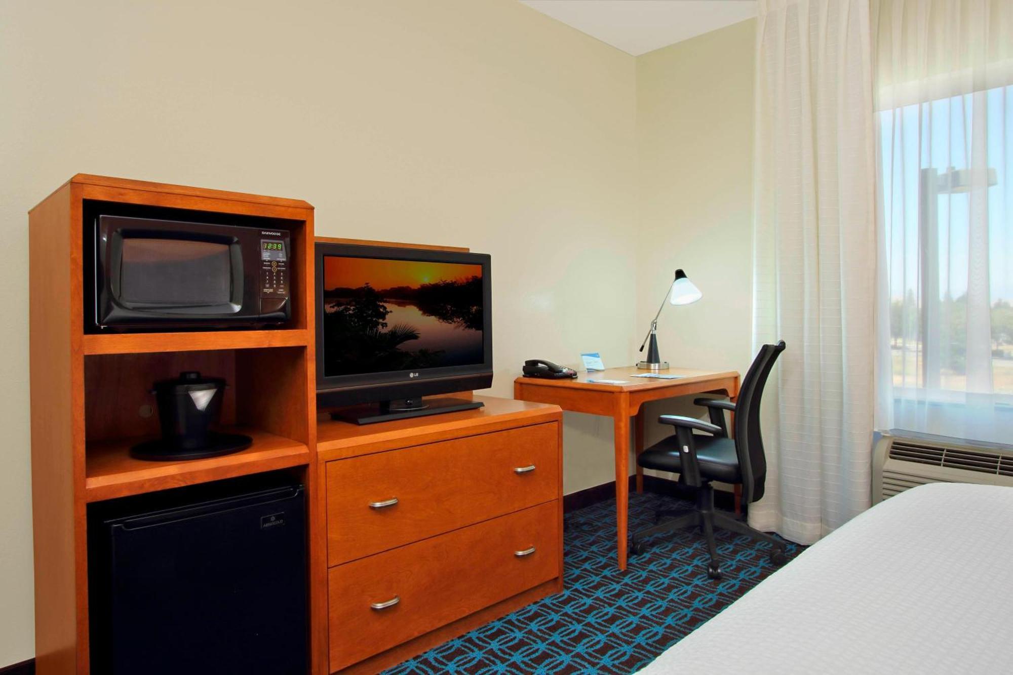 Fairfield Inn & Suites Fresno Clovis Bagian luar foto