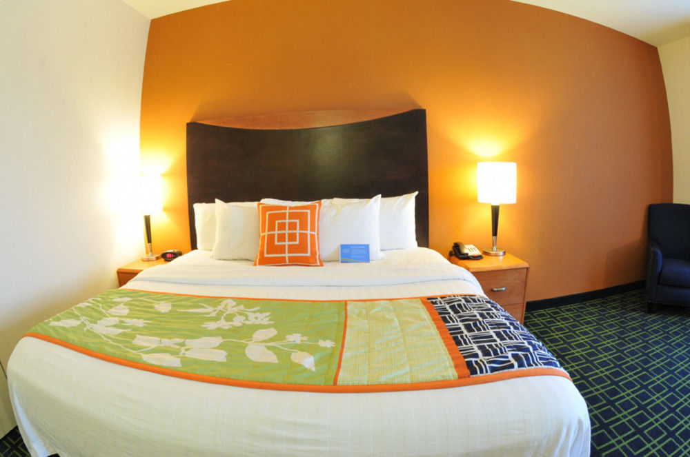 Fairfield Inn & Suites Fresno Clovis Bagian luar foto