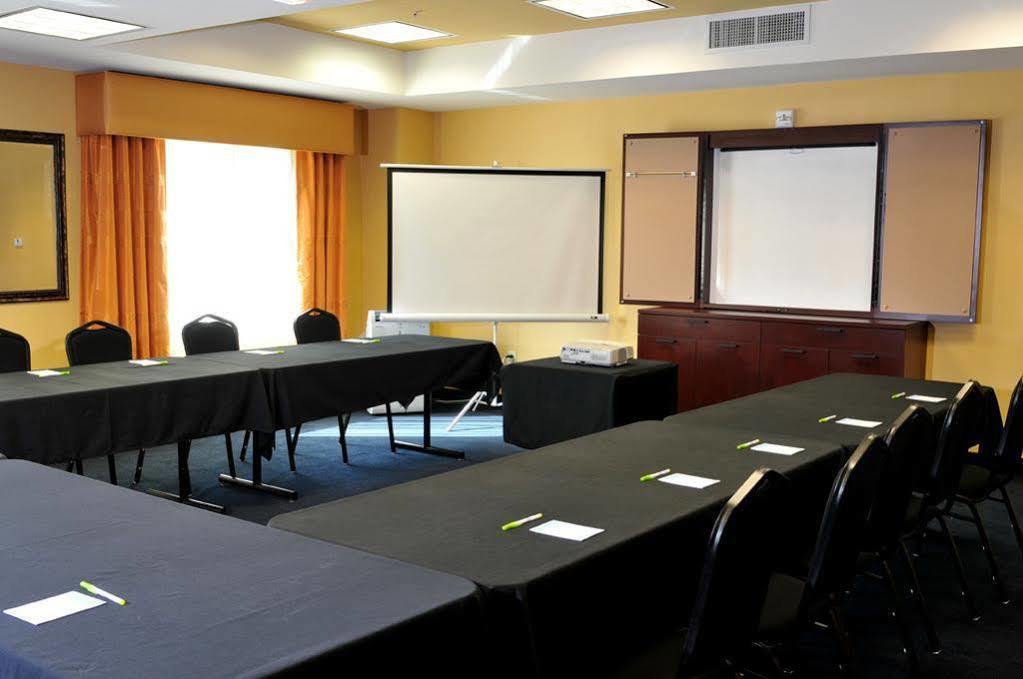 Fairfield Inn & Suites Fresno Clovis Bagian luar foto