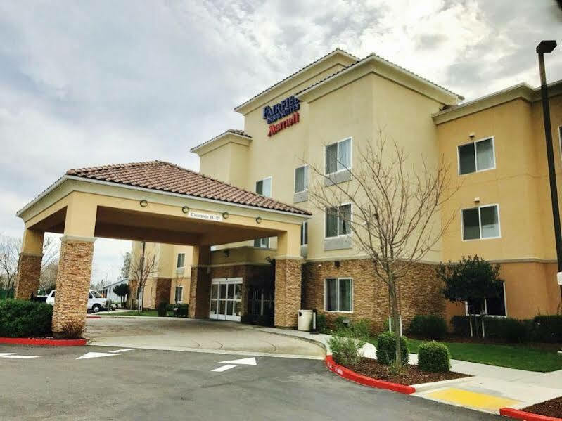 Fairfield Inn & Suites Fresno Clovis Bagian luar foto